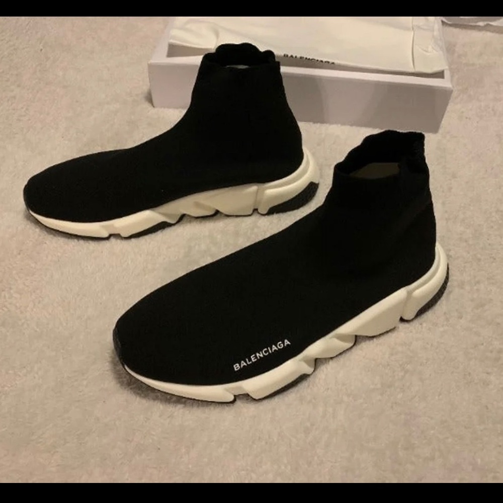 Balenciaga    trainers